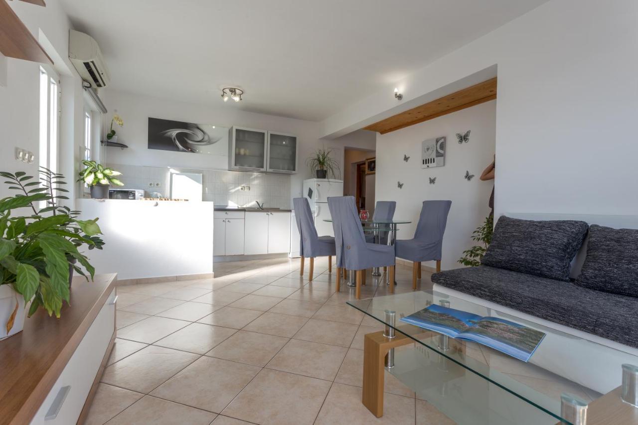 Apartman Lucy Hvar Town Exteriör bild