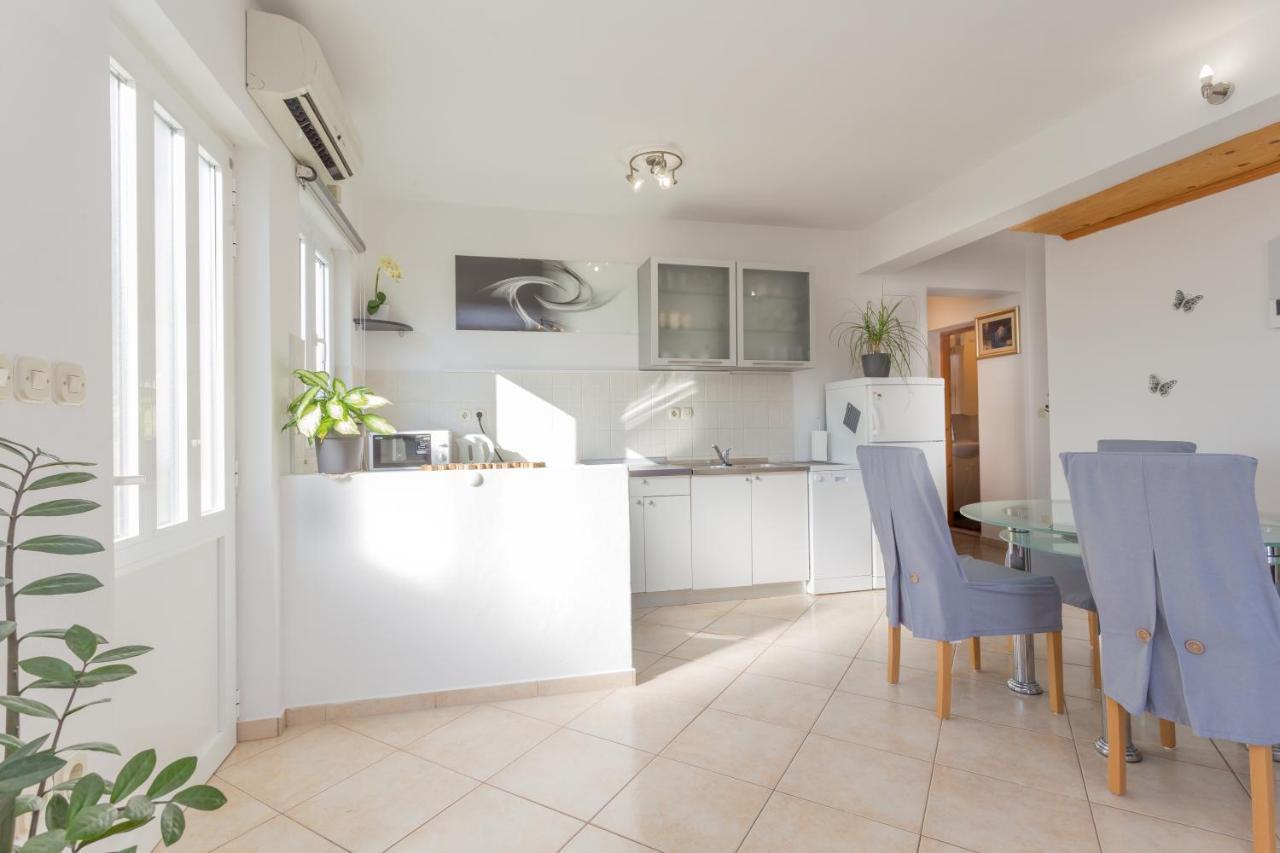 Apartman Lucy Hvar Town Exteriör bild